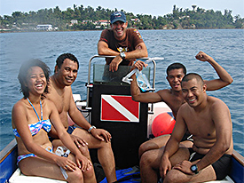 Malagasy students upon completion of their dive training.